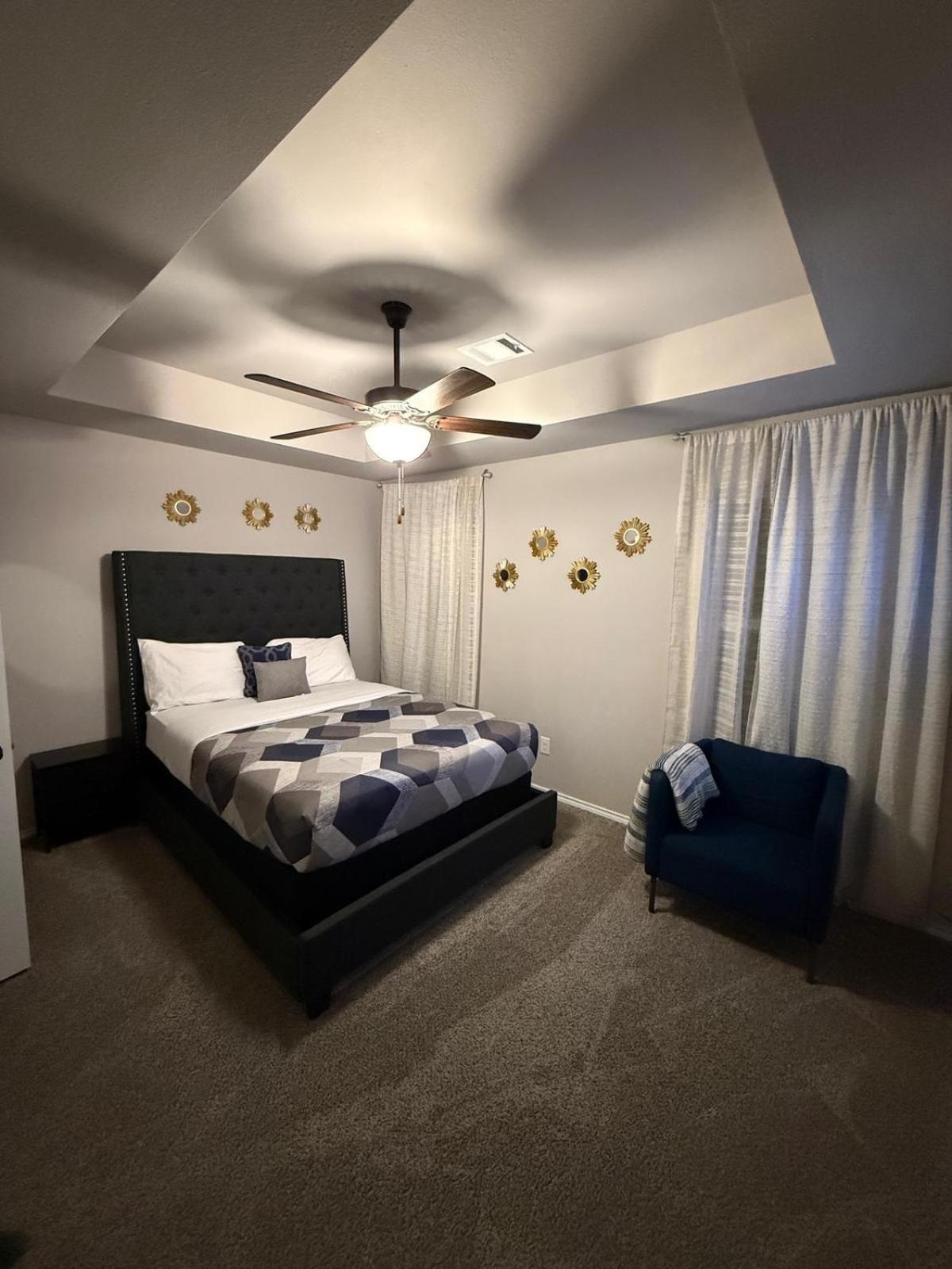 Gorgeous, Brand New 3 Bedrooms Home- Built 2024, Near Seaworld & Lackland Afb San Antonio Exterior foto